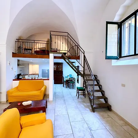 Vico Del Theutra Appartement Lecce Buitenkant foto