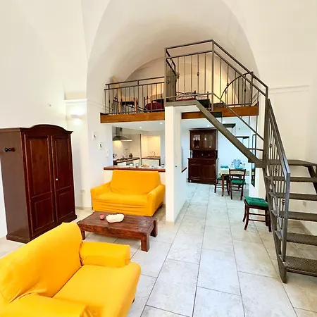 Vico Del Theutra Appartement Lecce Buitenkant foto