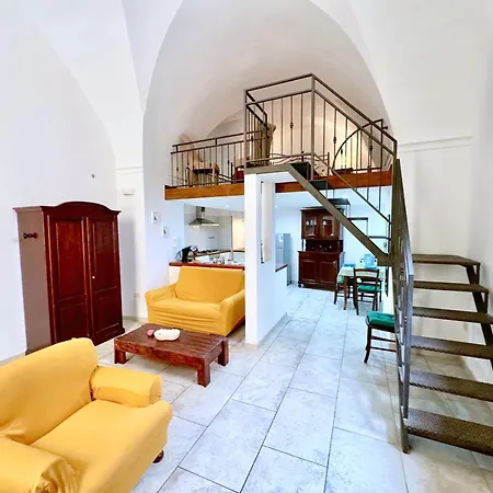 Vico Del Theutra Appartement Lecce Buitenkant foto