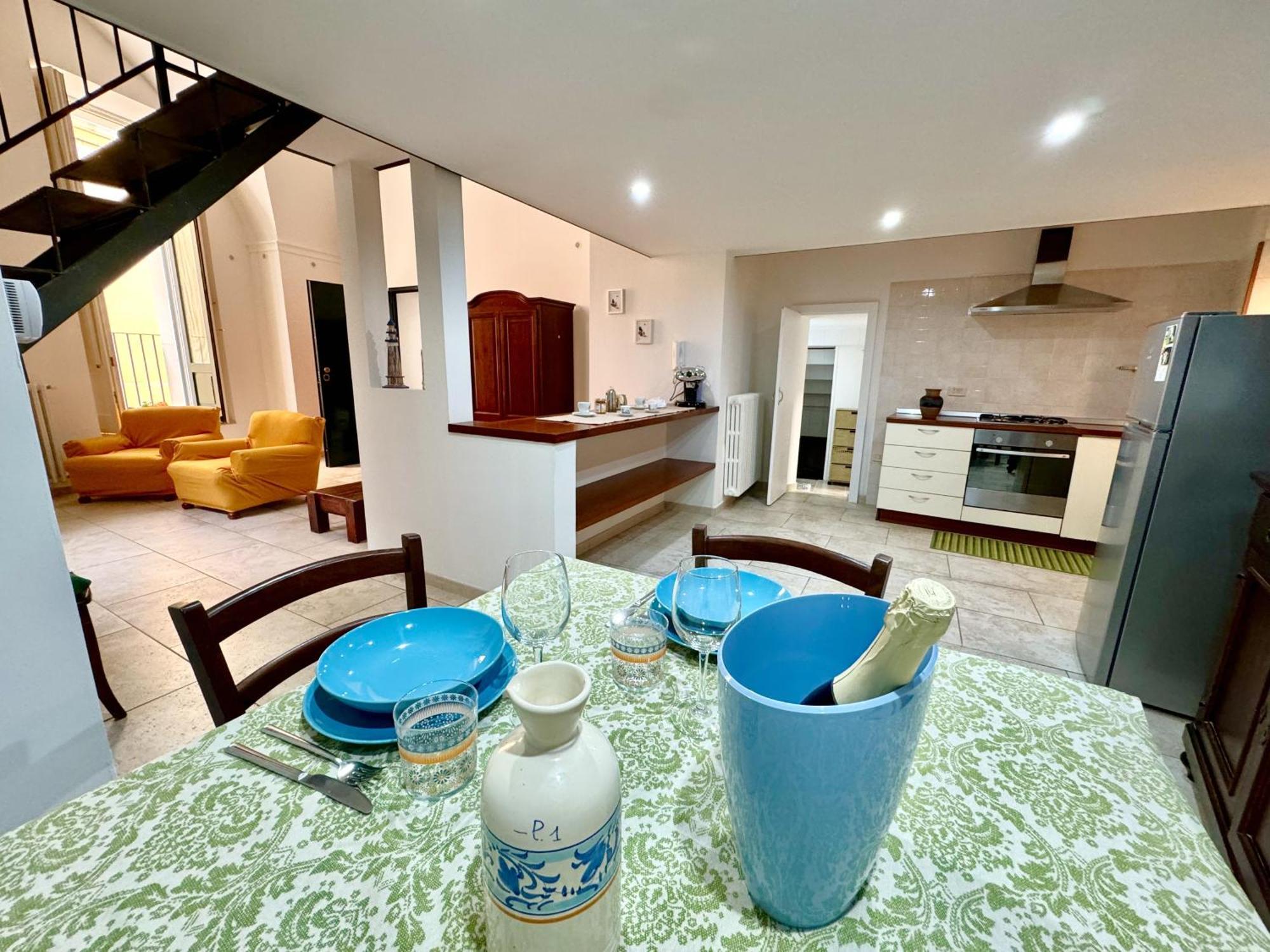 Vico Del Theutra Appartement Lecce